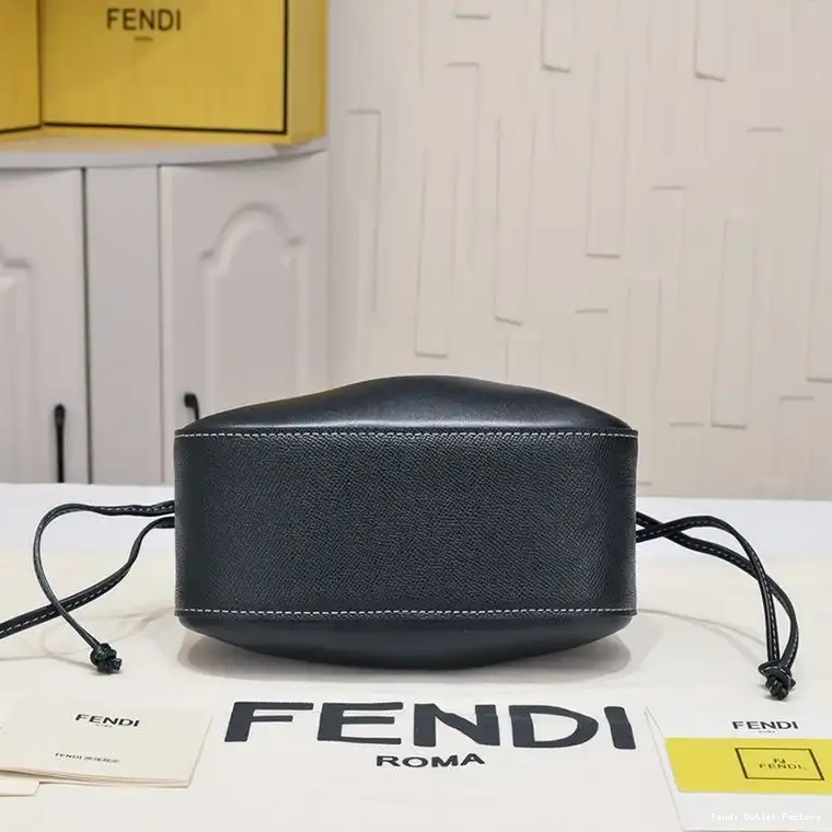 Vintage HOT Pomodorino Bucket Leather In Calf Bag Mini Fendi Black 0512